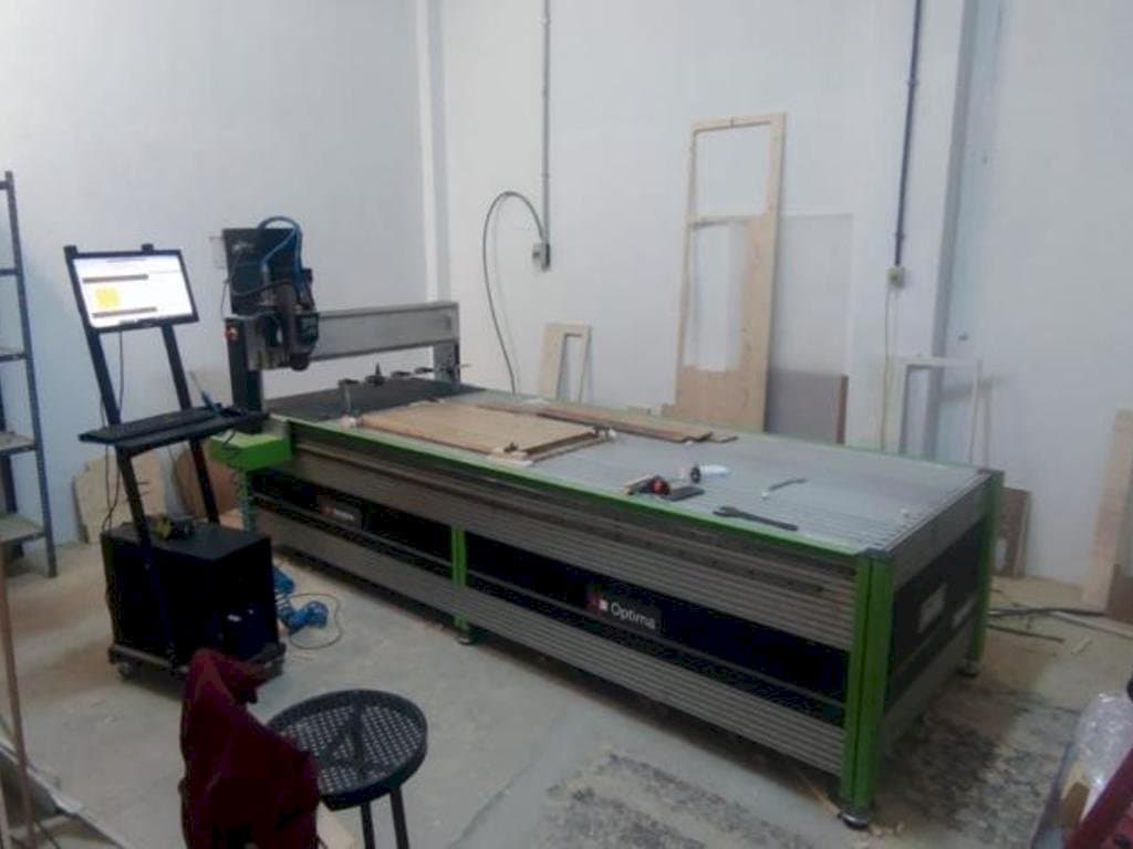 Makine OPTIMA 2510 - Önden görünüm