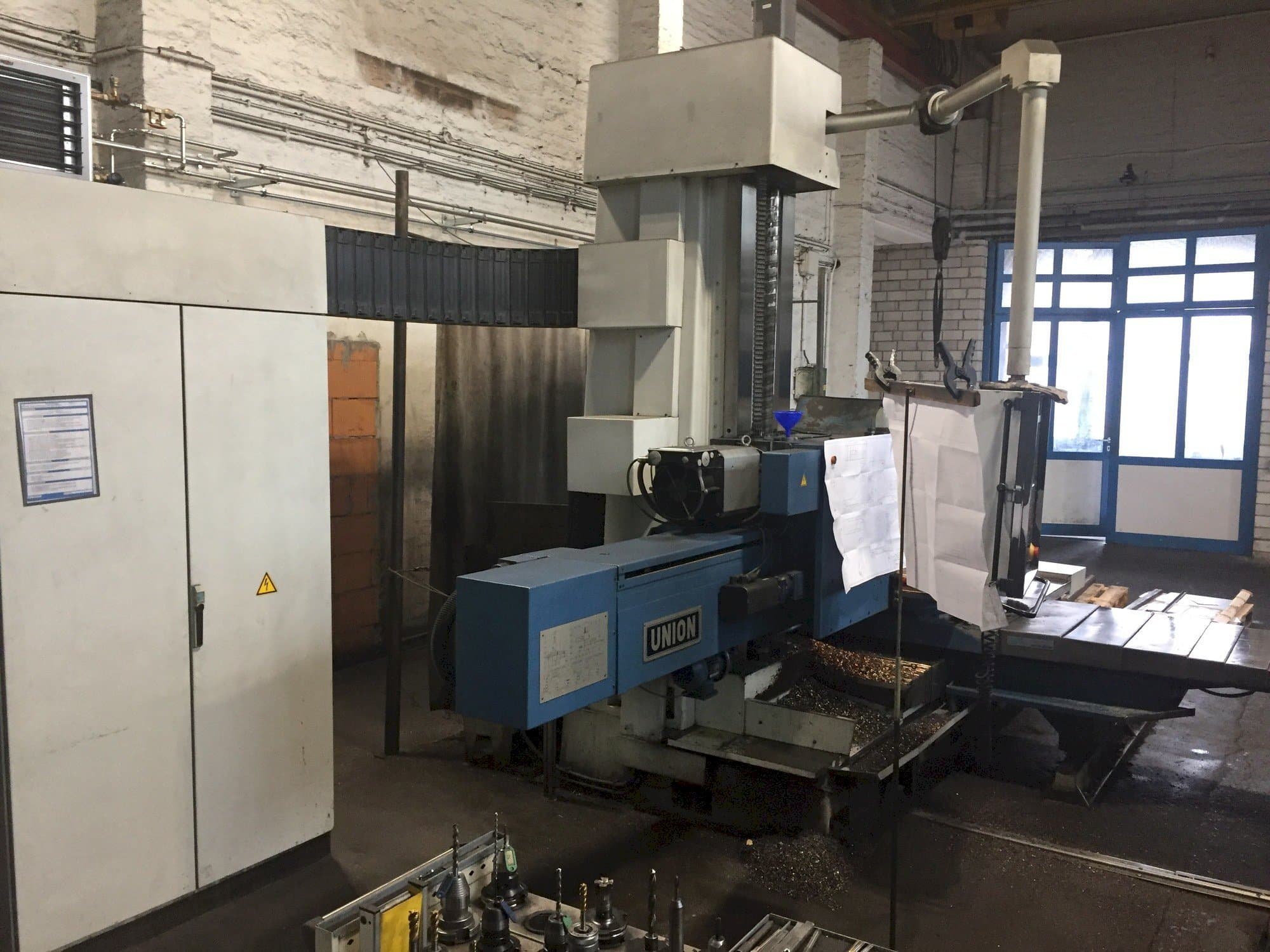 Makine Union BFT 102 - Sol taraftaki görüntü