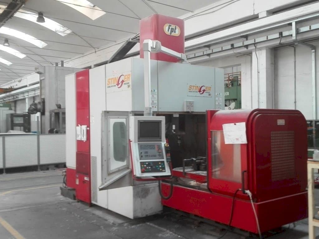 Makine FPT Stinger - Önden görünüm