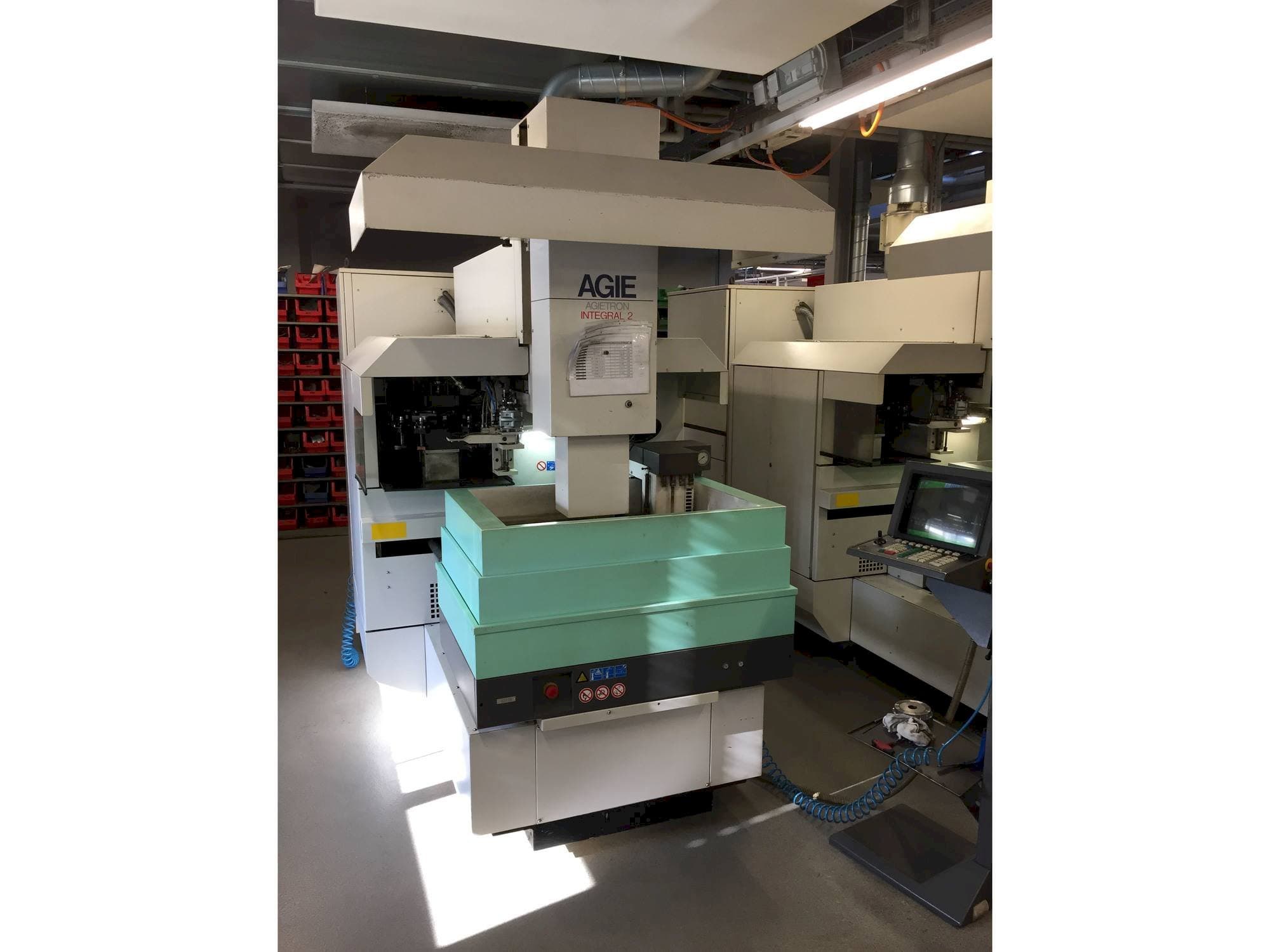 Makine  AGIE INTEGRAL 2 - Önden görünüm