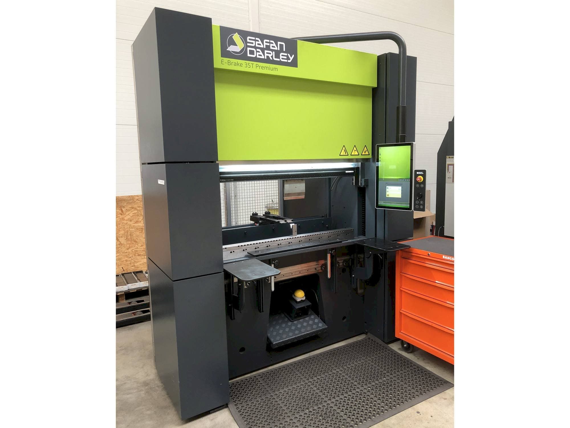 Makine Safan Darley E-Brake 35T Premium - Önden görünüm