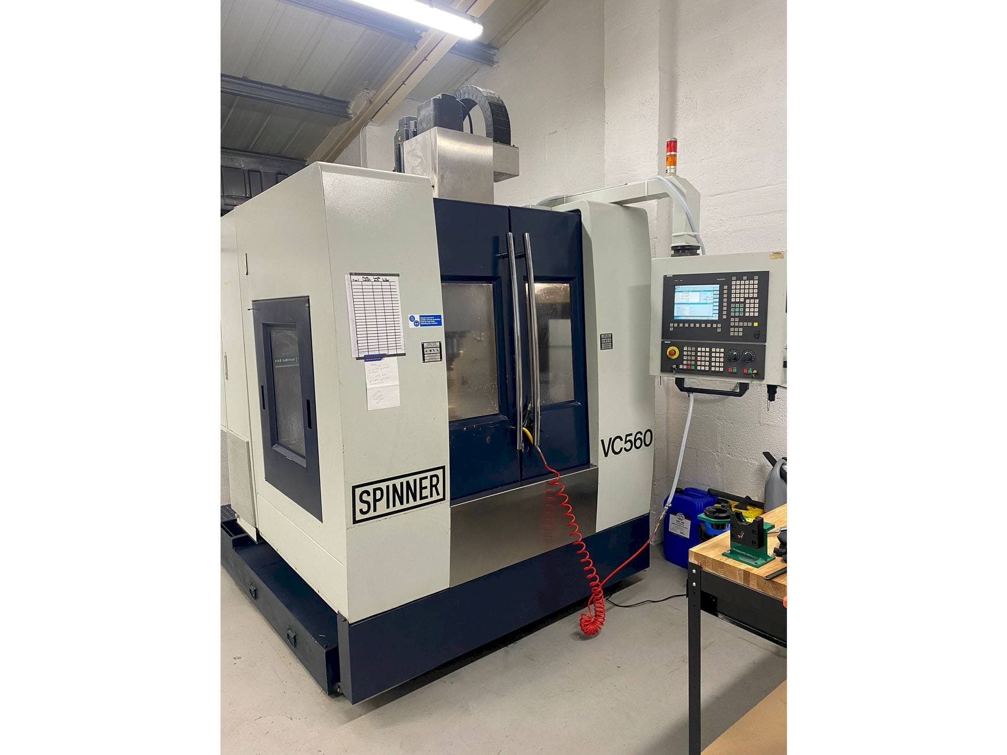 Makine SPINNER VC560 - Önden görünüm