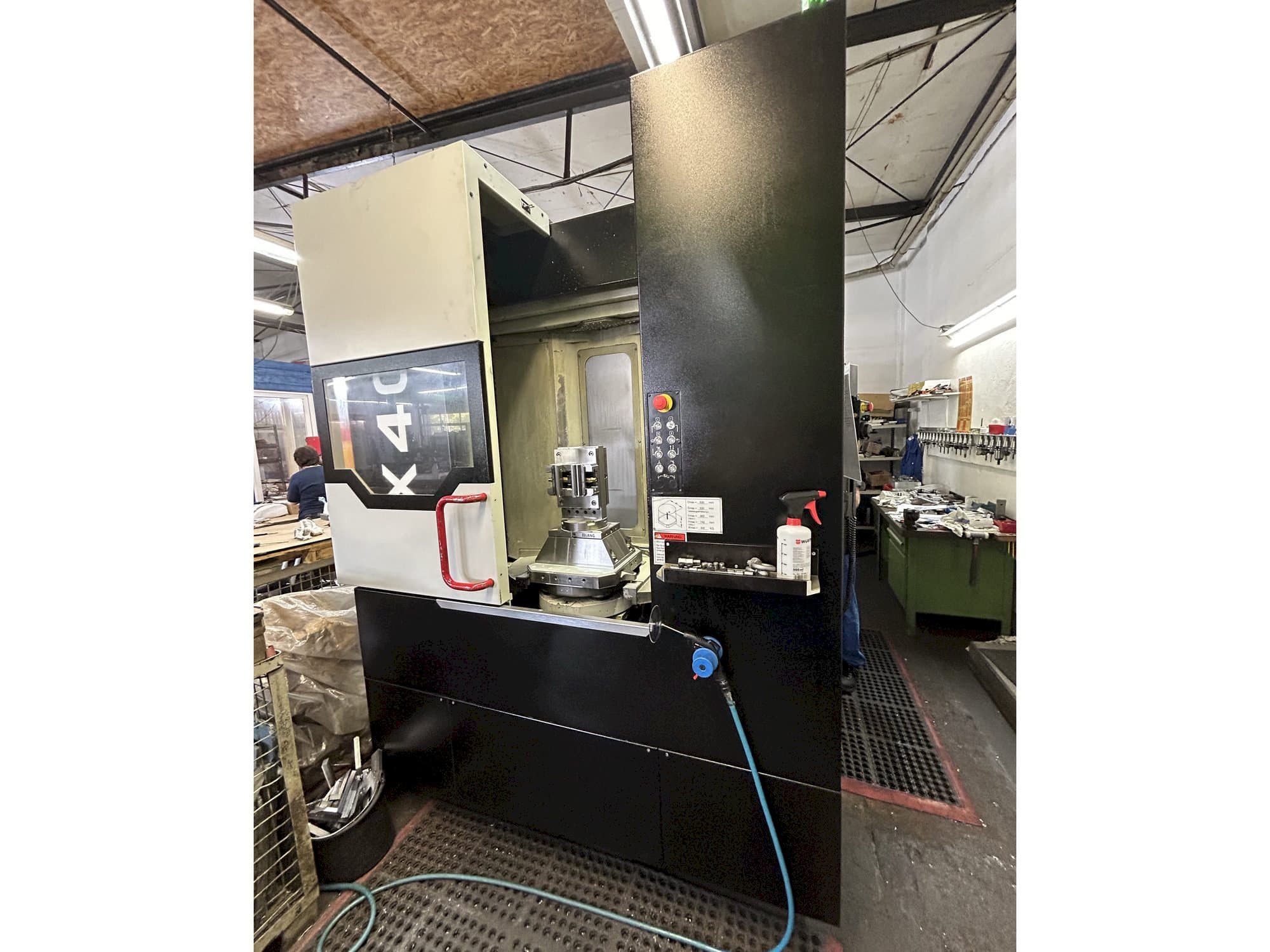 Makine Quaser HX404 - Önden görünüm