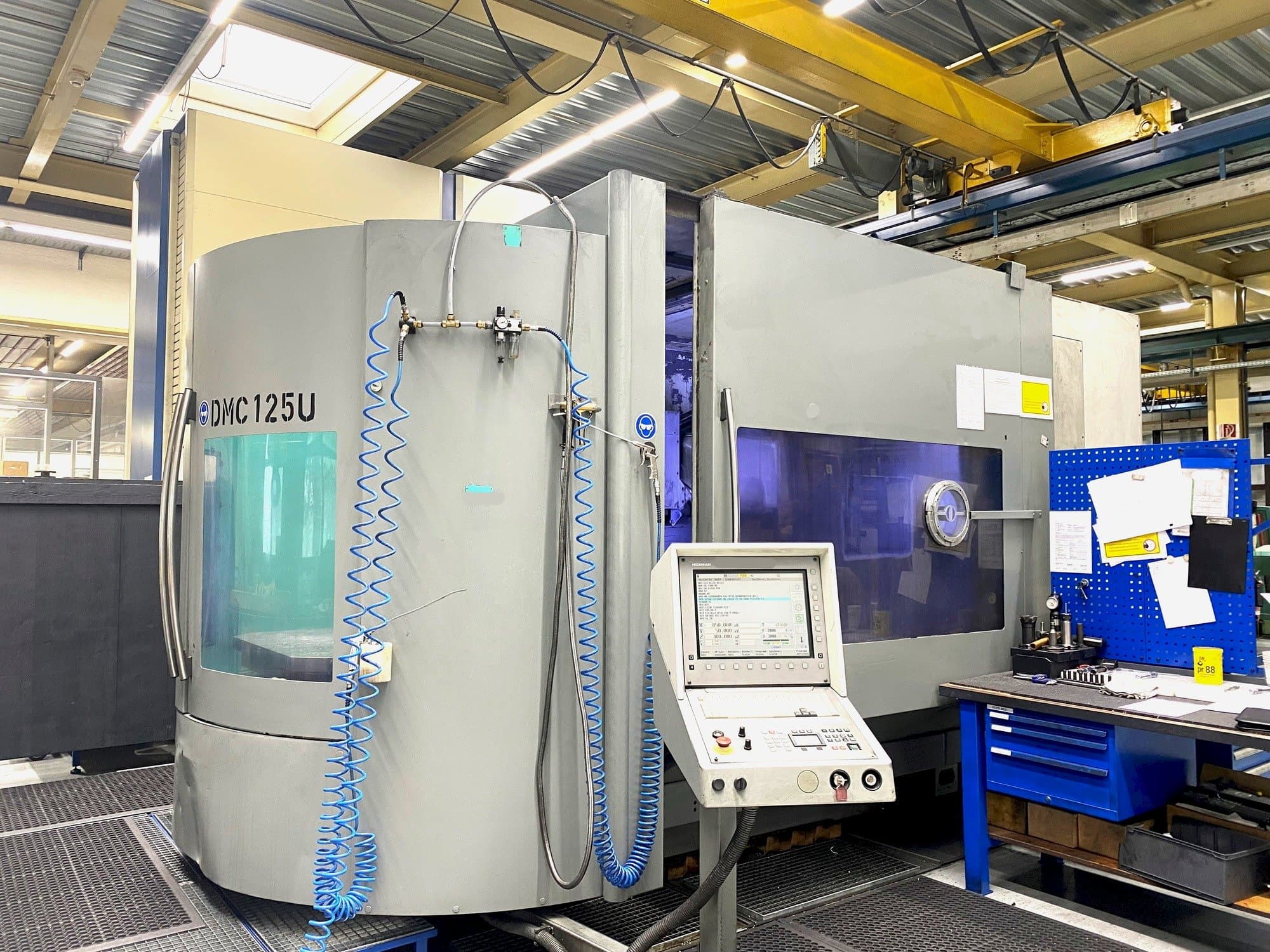 Makine DMG Deckel Maho DMC 125 U - Önden görünüm