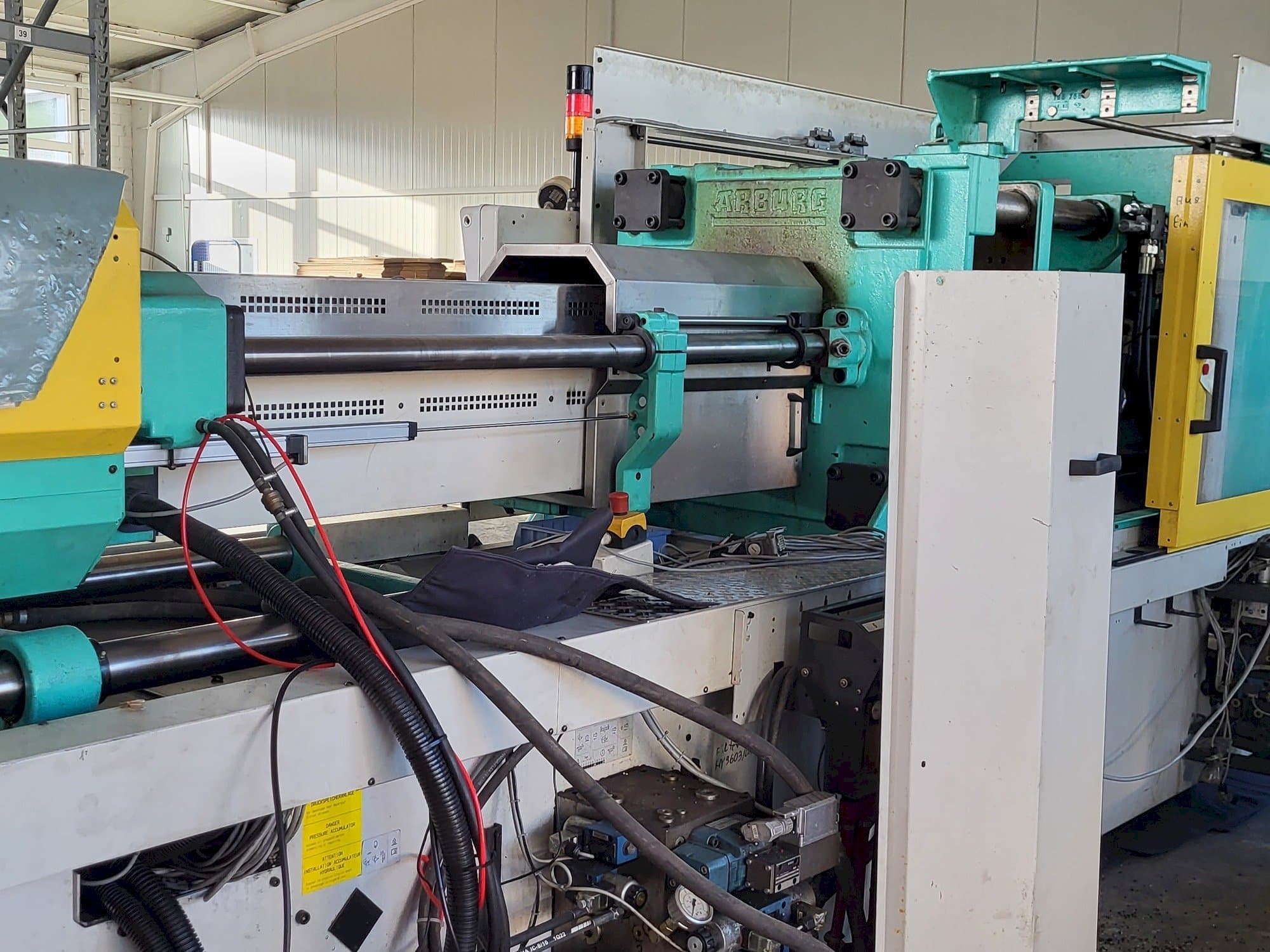 Makine Arburg Allrounder Centex 570C2200-1300 - Sol görünüm