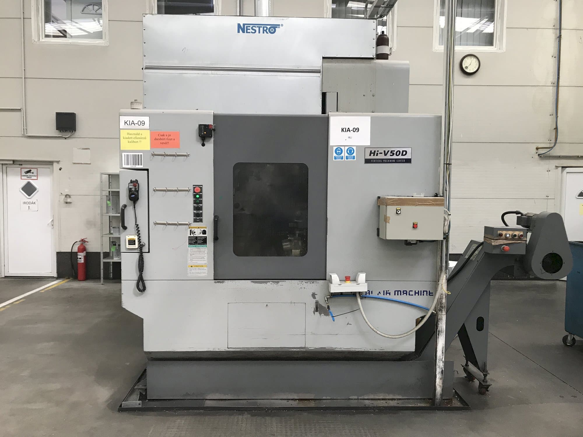 Makine  Hyundai Kia Hi V50D - Önden görünüm