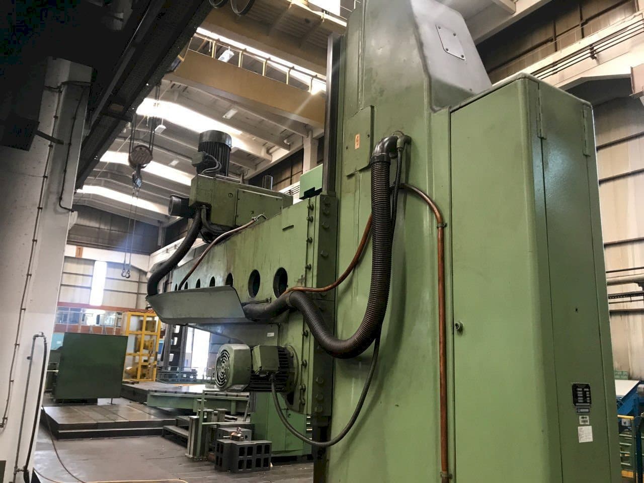 Makine TOS Vrp 8 A - Önden görünüm