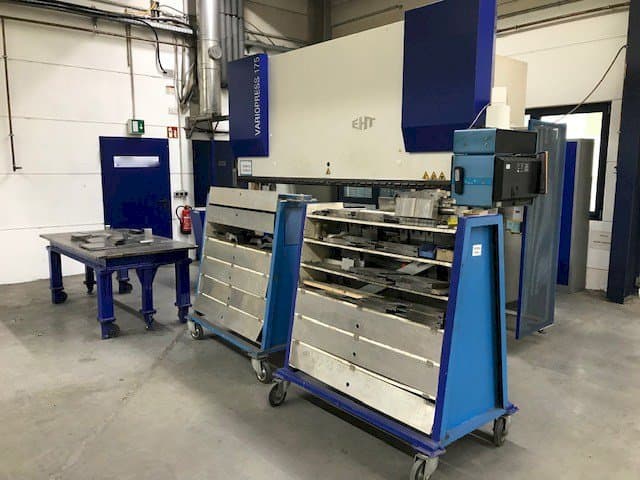 Makine EHT VARIOPRESS 175-4050 - Önden görünüm