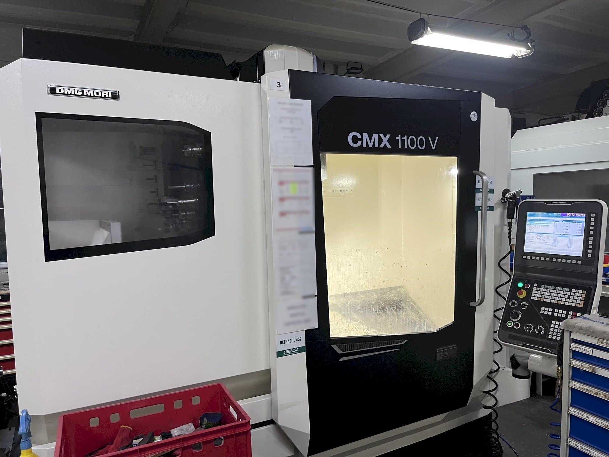 Makine DMG MORI CMX 1100 V - Sol taraftaki görüntü