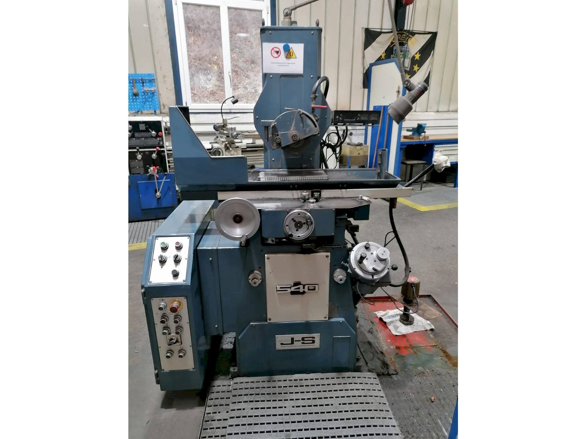 Makine Jones & Shipman 540 - Önden görünüm