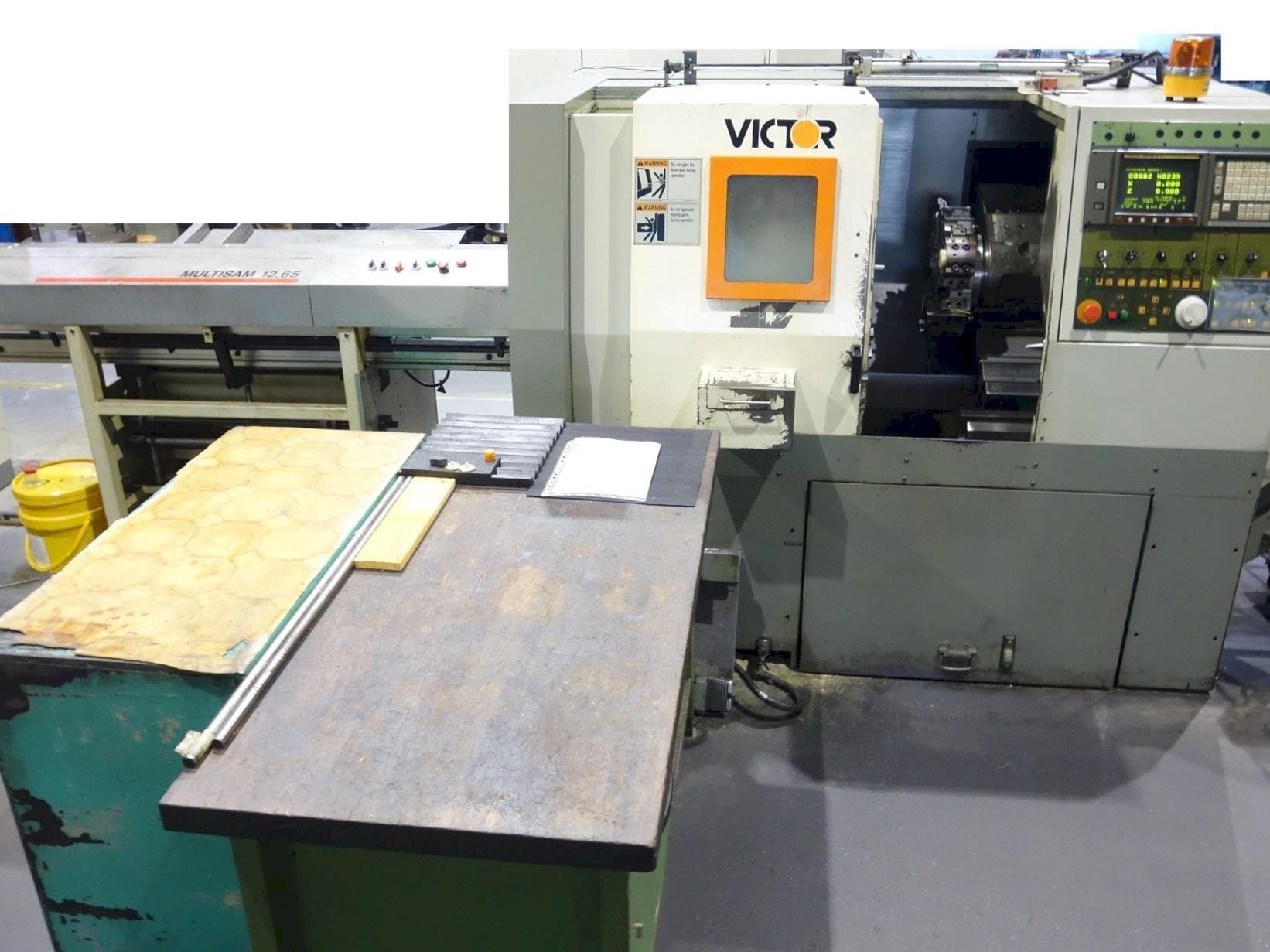 Makine Victor V Turn plus 15 (1996) - Önden görünüm