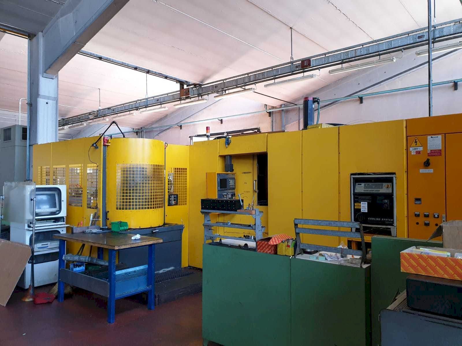 Makine Mandelli Thunder 500 - Önden görünüm