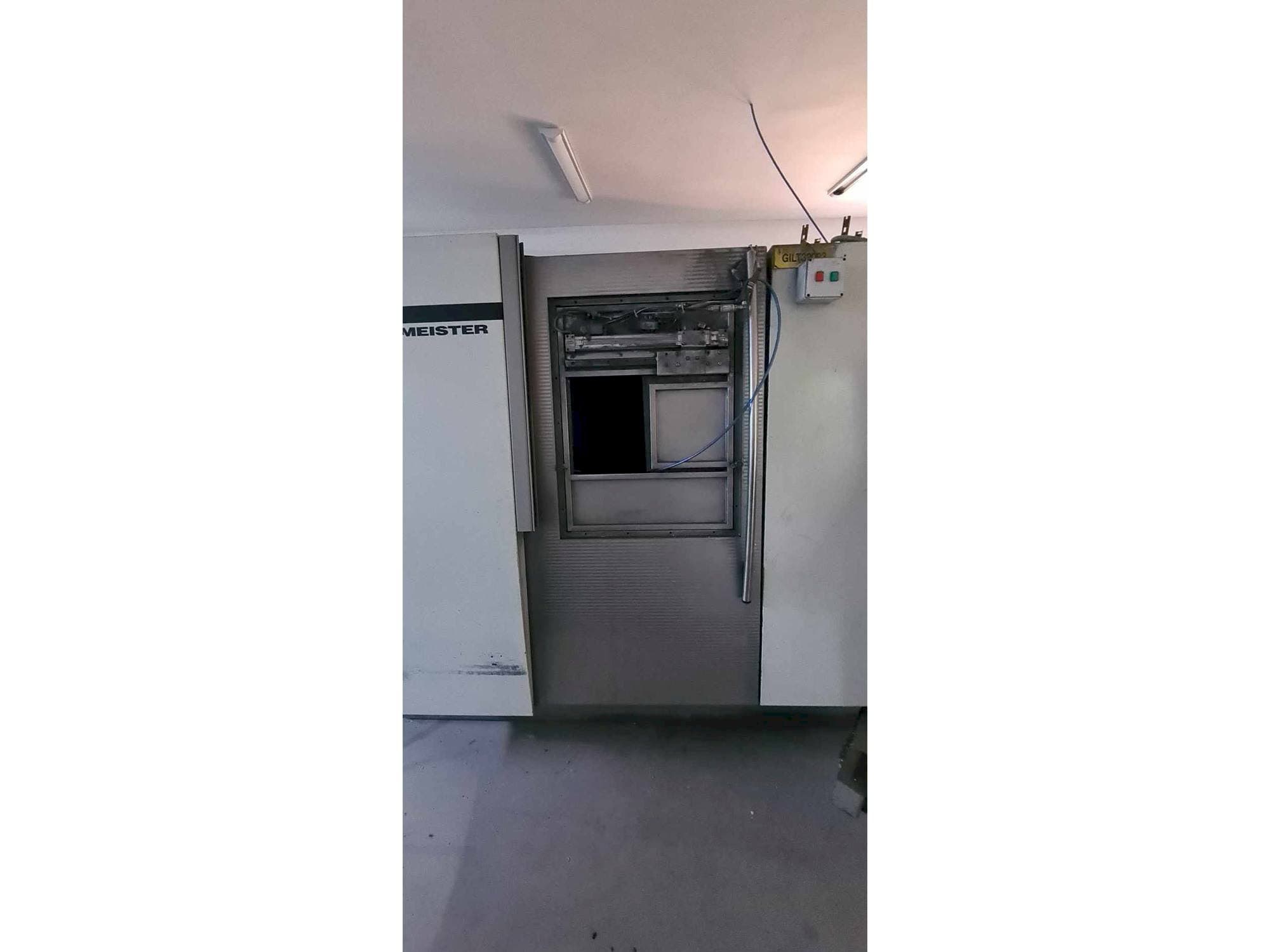 Makine Gildemeister TWIN 32 - Önden görünüm