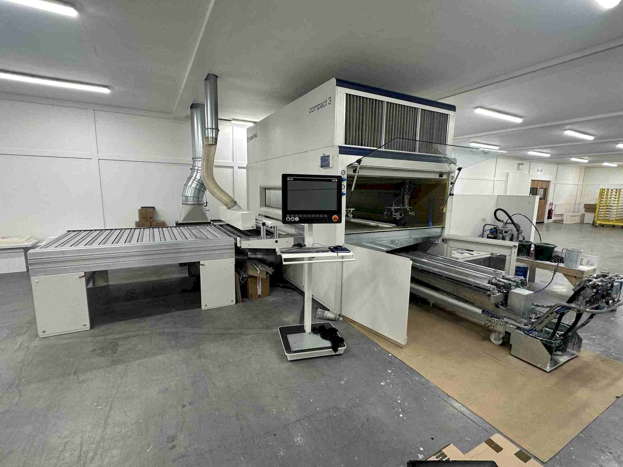 Makine SUPERFICI Compact 3 R - Önden görünüm