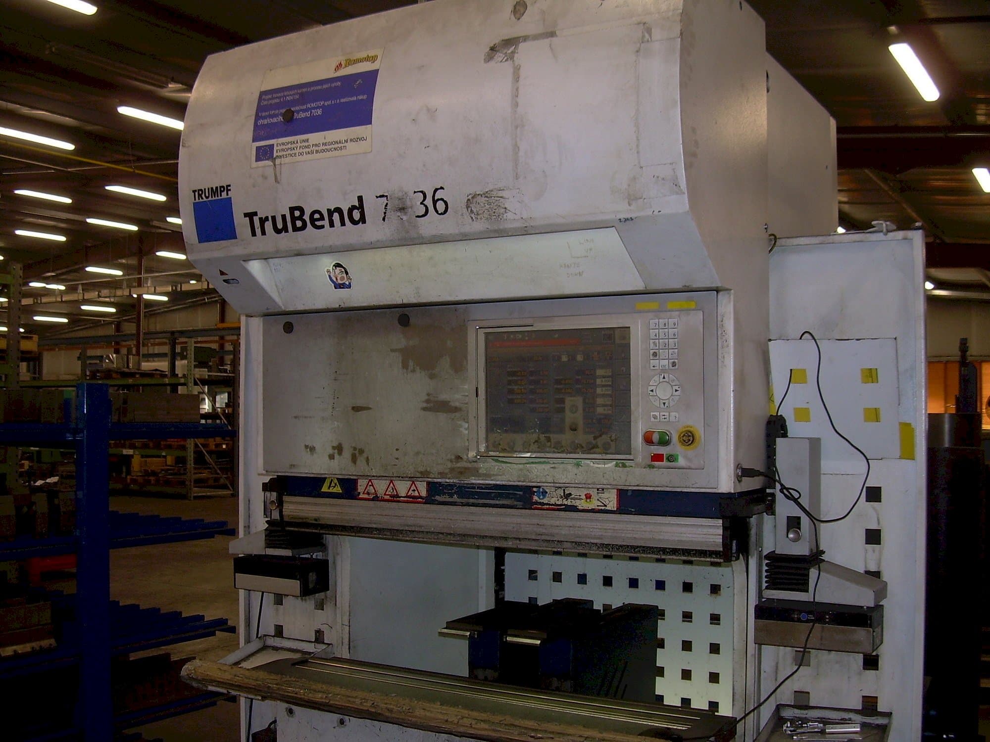 Makine  TRUMPF TruBend 7036 - Önden görünüm