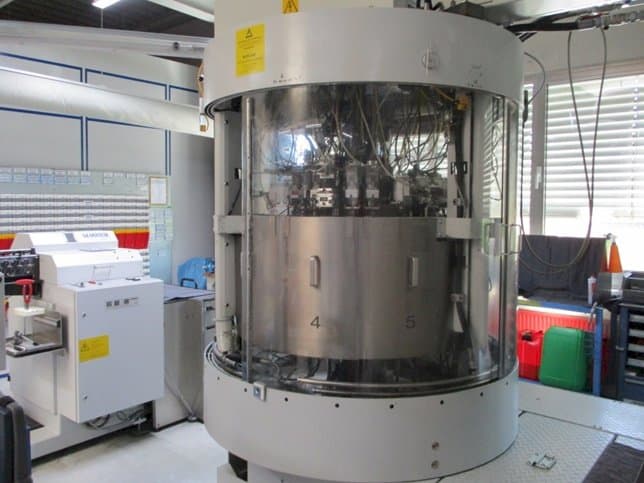 Makine MIKRON Multistar CX-24 - Önden görünüm