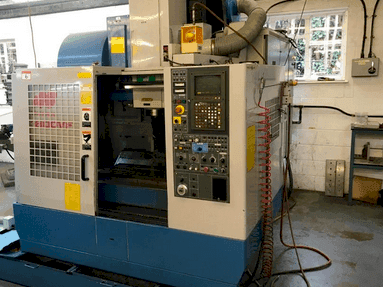 Makine Matsuura MC 600 VF - Önden görünüm