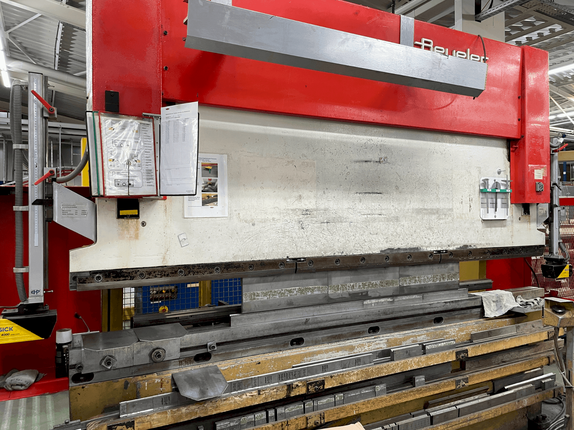 Makine  BEYELER RT 125 x 3100 - Önden görünüm
