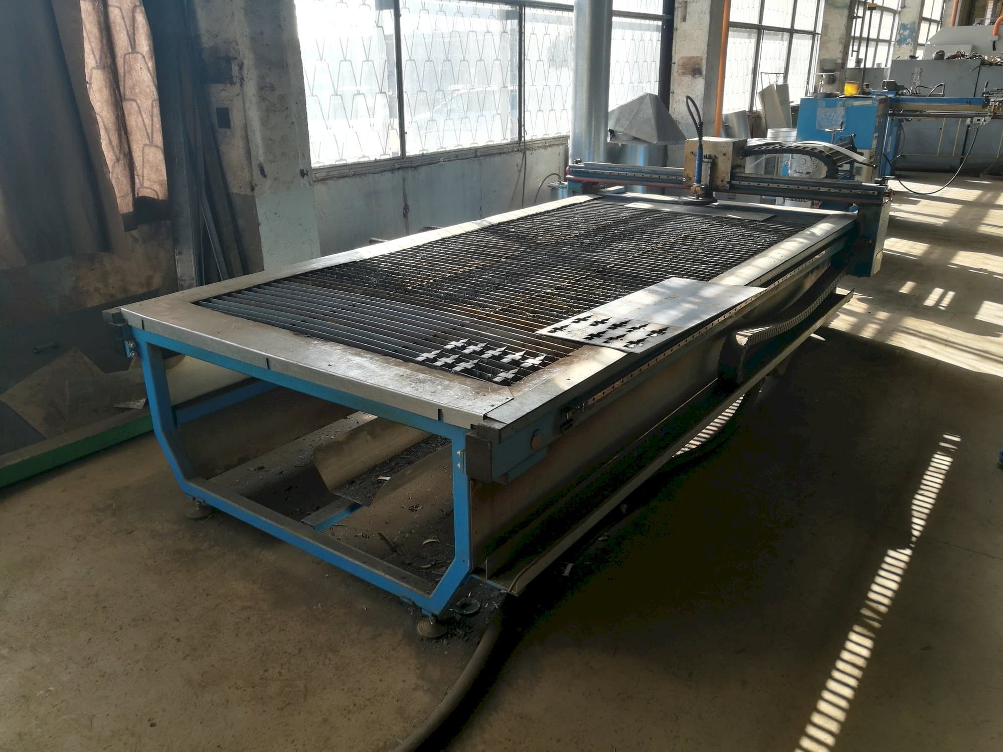 Makine  SPIRO PLASMA FLORETT - Önden görünüm