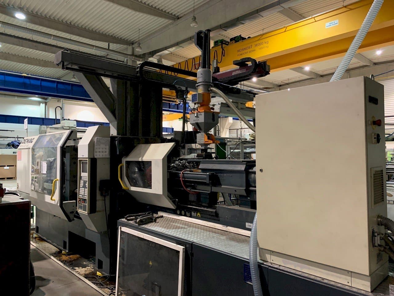 Makine DEMAG Ergotech 4200-1450 - Önden görünüm