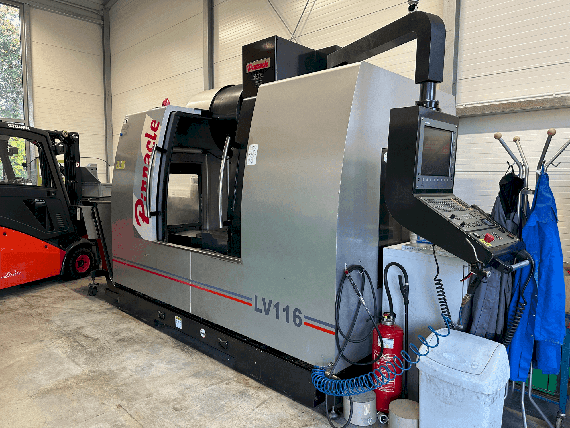 Makine Pinnacle LV116 - Önden görünüm