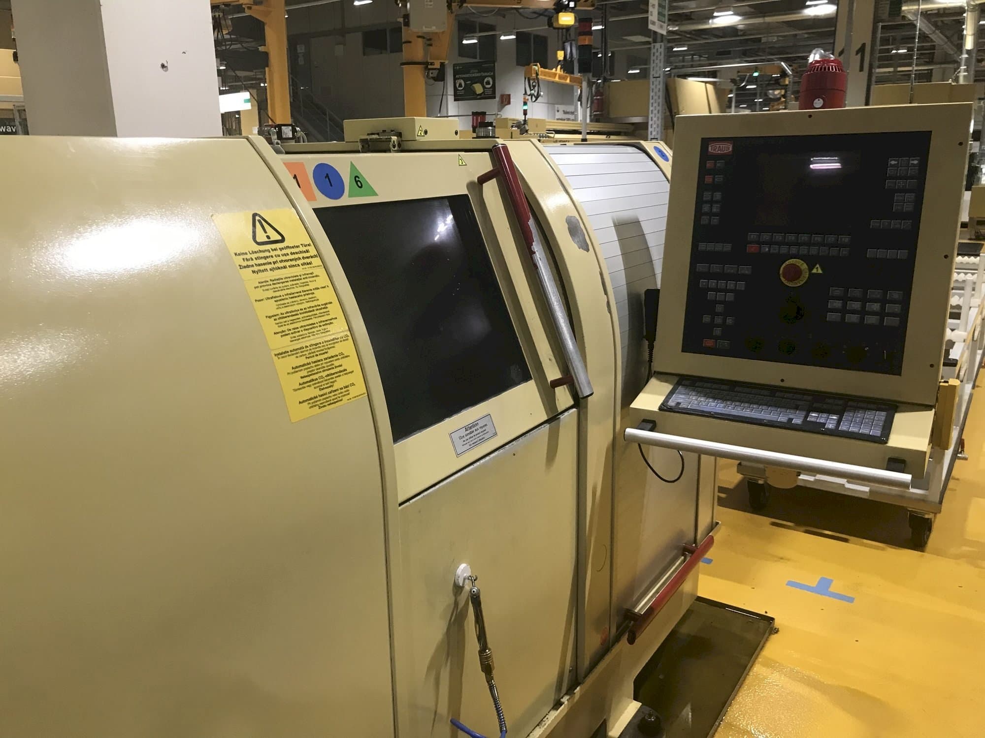 Makine TRAUB TNL 26 K - Önden görünüm