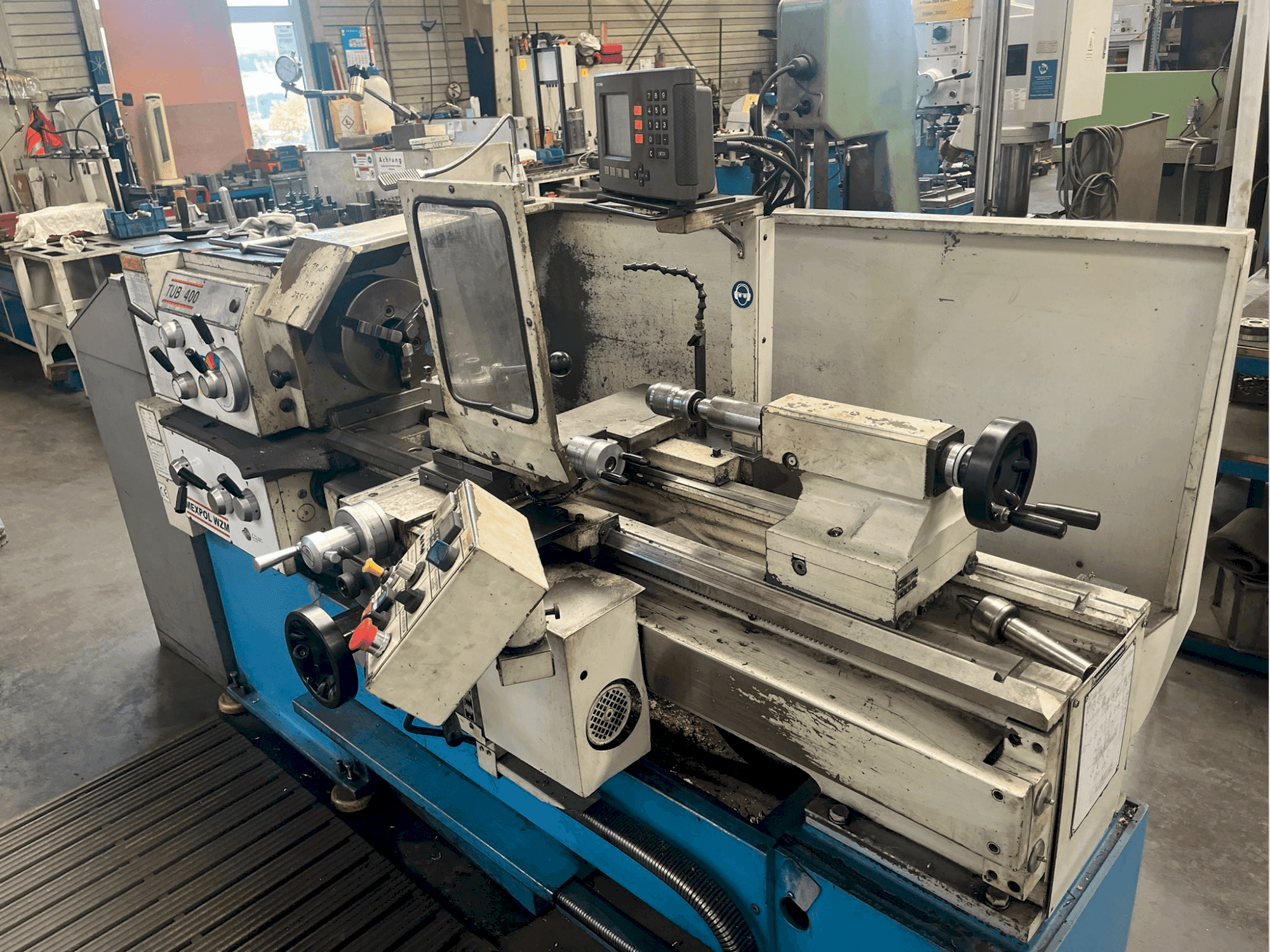 Makine MEXPOL WZM TUB 400 - Önden görünüm