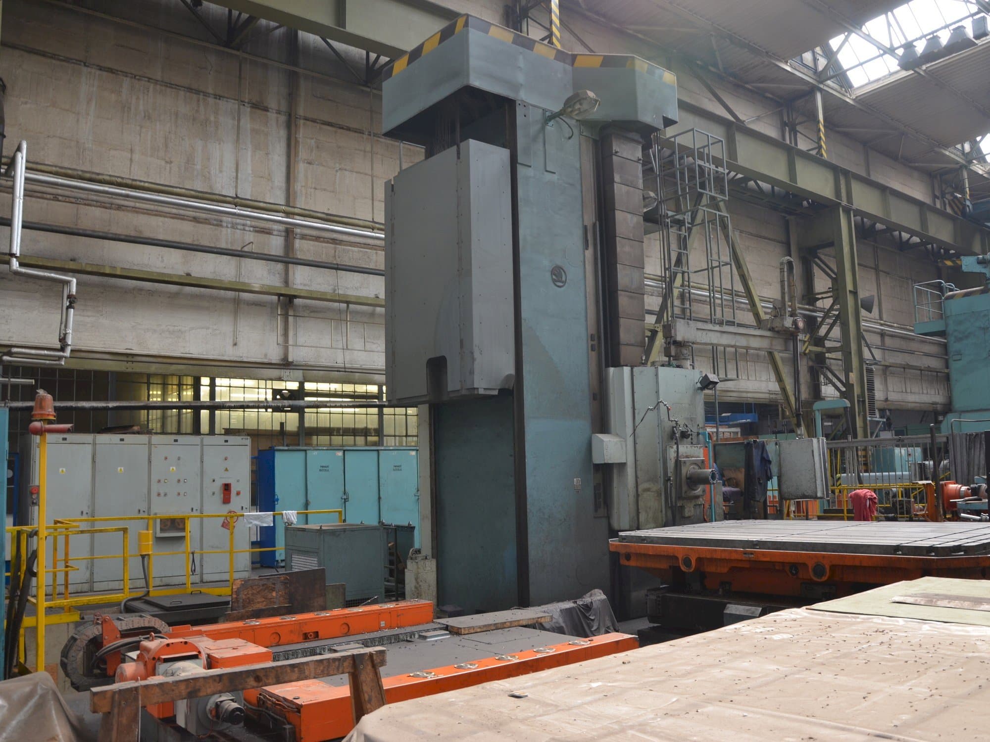 Makine SKODA W 180NC - Sol taraftaki görüntü