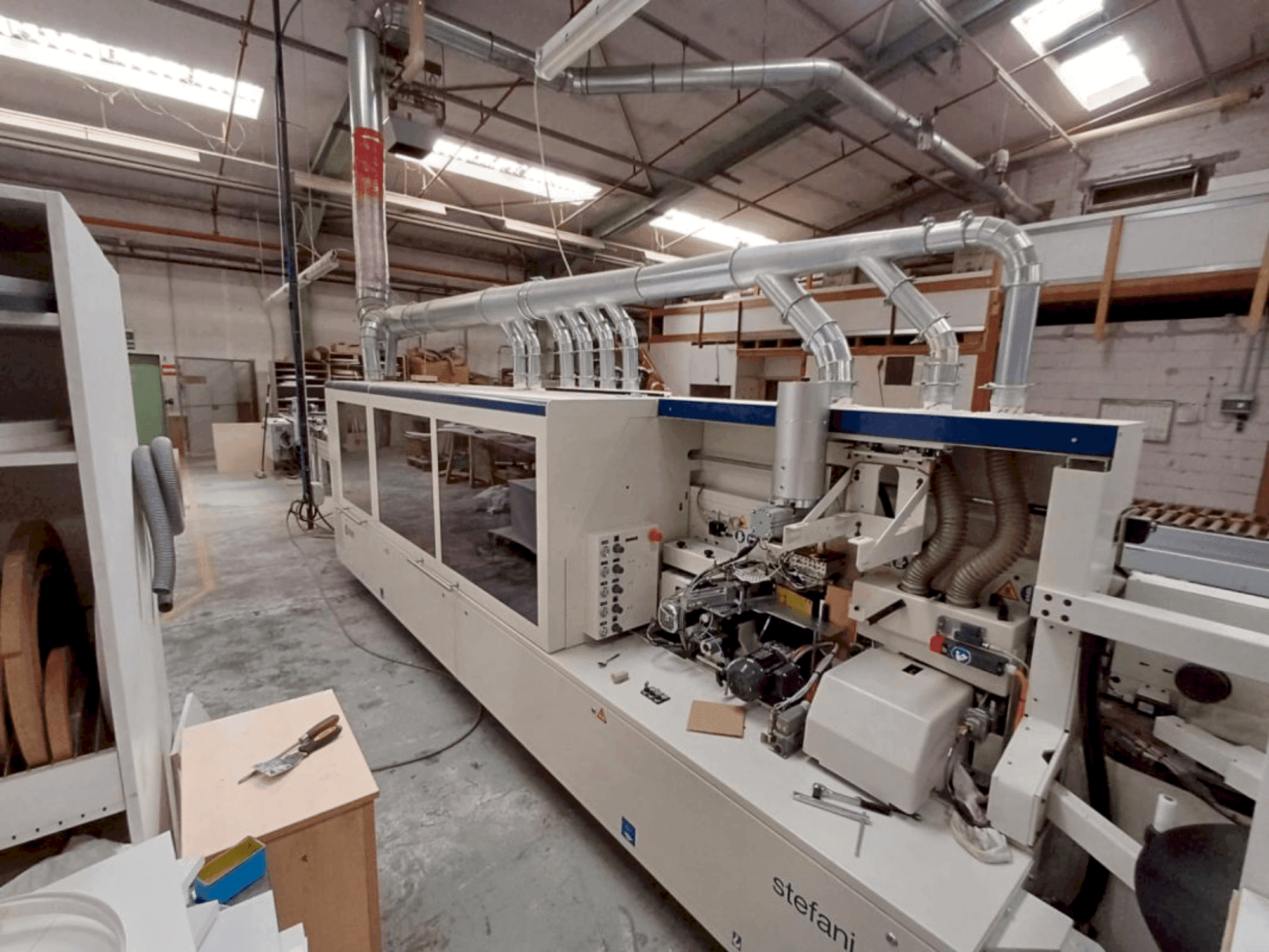 Makine SCM STEFANI MD RM - Önden görünüm