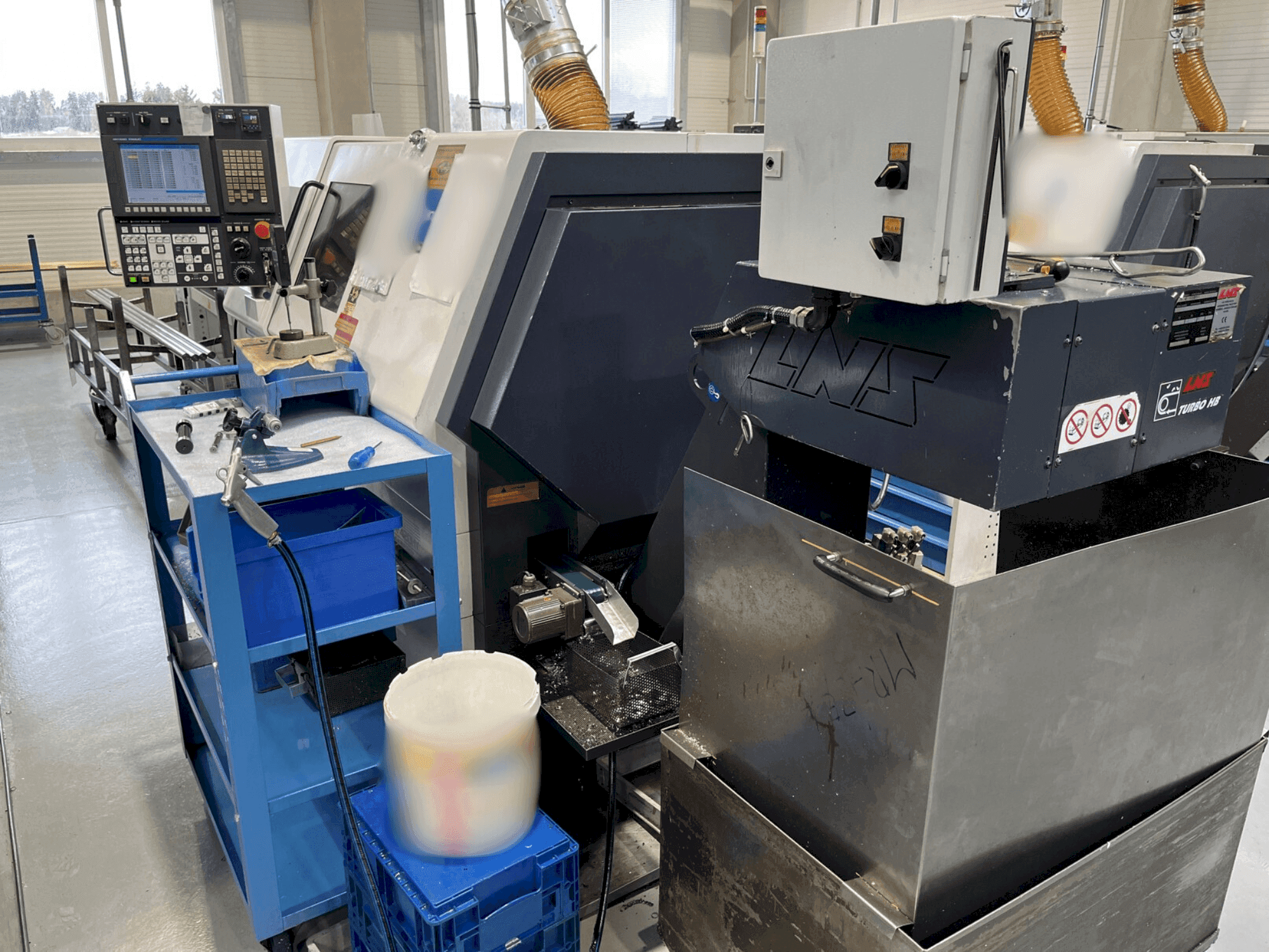 Makine  Miyano BNA-42DHY - Önden görünüm