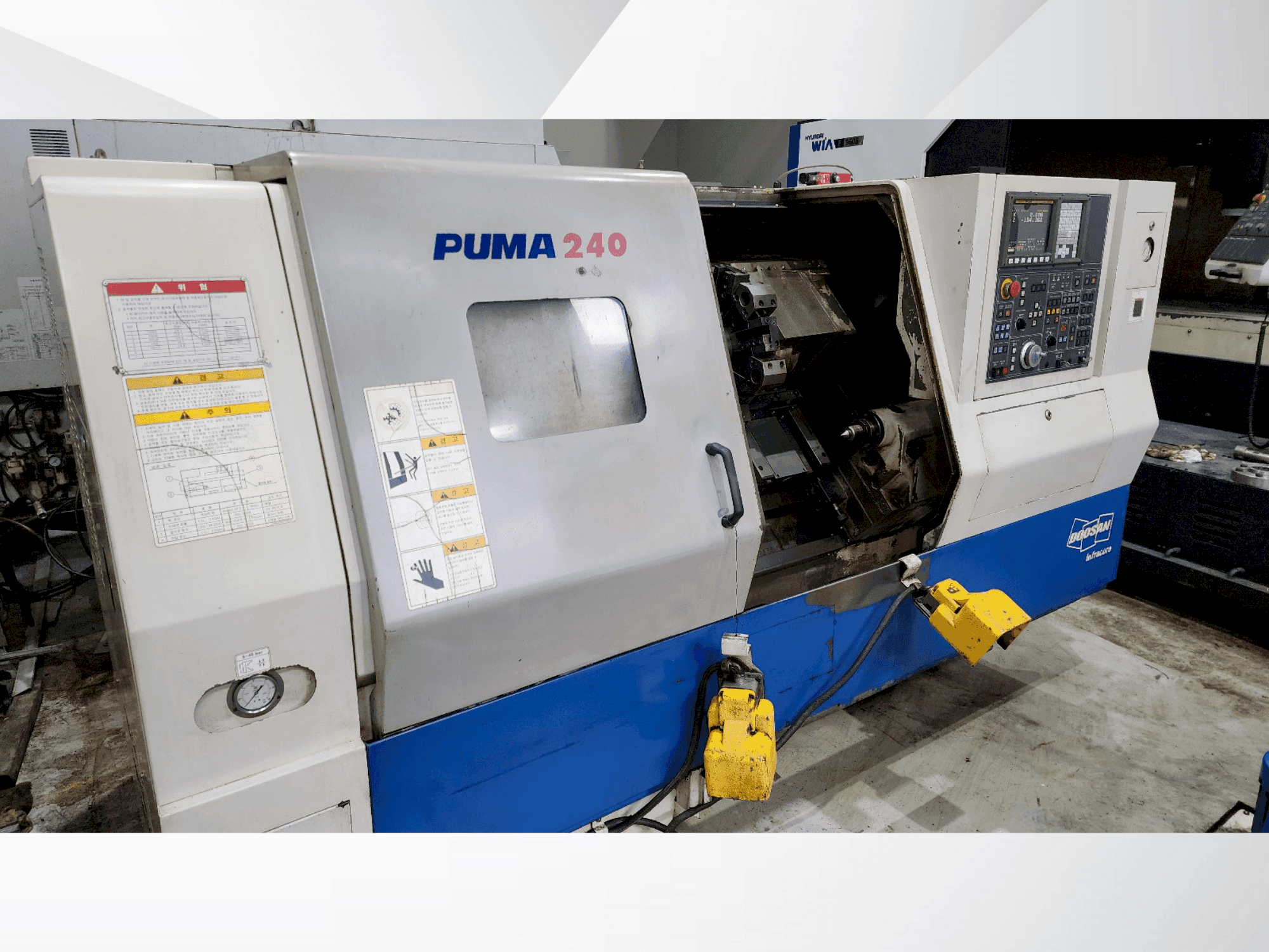Makine  DOOSAN PUMA 240B - Önden görünüm