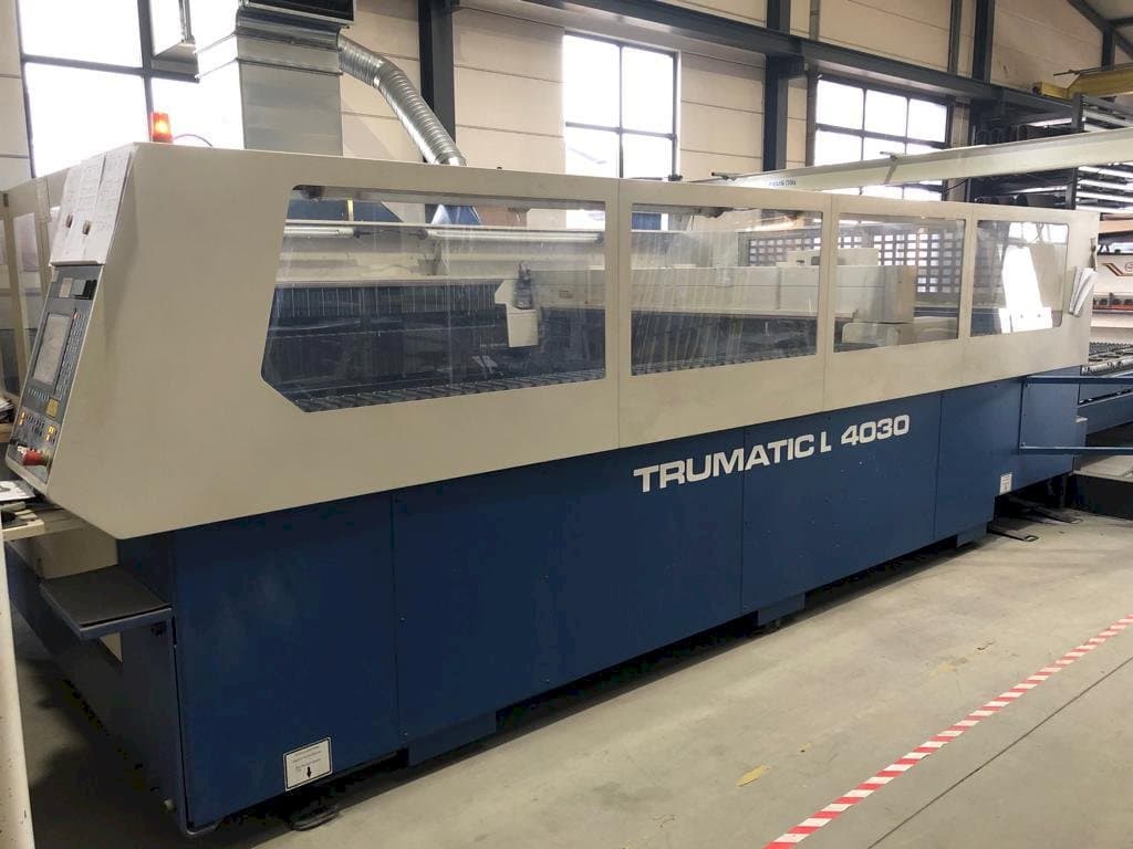 Makine Trumpf Trumatic L4030 - Önden görünüm