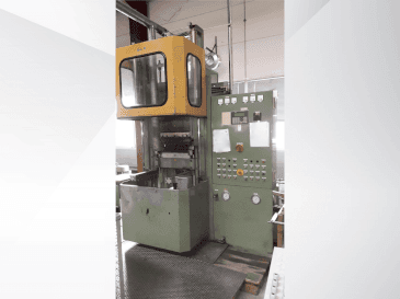 Makine WICKERT WKP 2560/5/5 - Önden görünüm