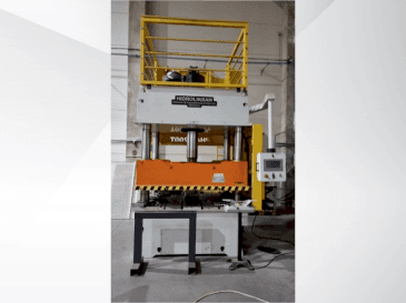 Makine  HIDROLIKSAN PH4C 200T - Önden görünüm