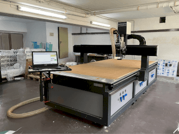 Makine  HARMUTH F+3000 - Önden görünüm