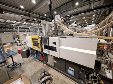 Makine FANUC Roboshot S100iA - Önden görünüm