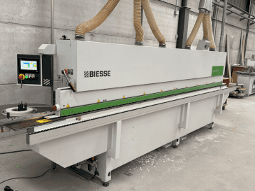 Makine BIESSE Jade 240 - Önden görünüm
