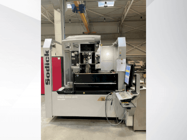 Makine Sodick SL600Q - Önden görünüm