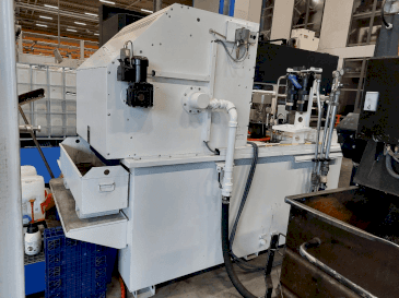 Makine Makino a81 - Önden görünüm