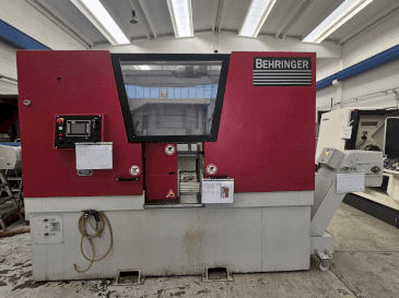 Makine Behringer HBE 511 A - Önden görünüm