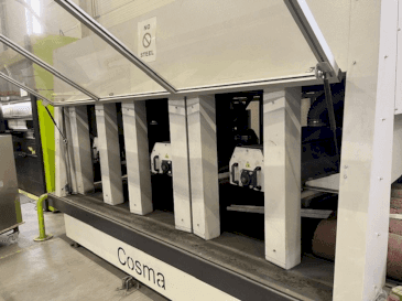Makine COSMA 1300 2B V10D1B+C - Önden görünüm
