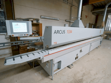 Makine HOLZHER ARCUS 1334 FV2 - Önden görünüm