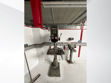 Makine Hahn+Kolb Flott P40 - Önden görünüm