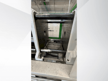 Makine Arburg 470 U / 800-290 - Önden görünüm