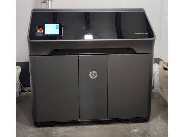 Makine  HP MJF 580 - Önden görünüm