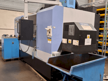 Makine DOOSAN DNM 750 II - Önden görünüm