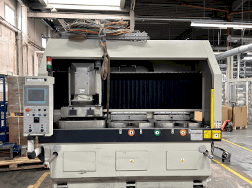Makine Lodi VHP 300 4T CN - Önden görünüm