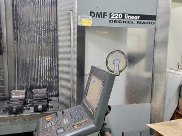 Makine  DECKEL MAHO DMF 220 Linear - Önden görünüm