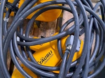 Makine STAUBLI TX60 - Önden görünüm