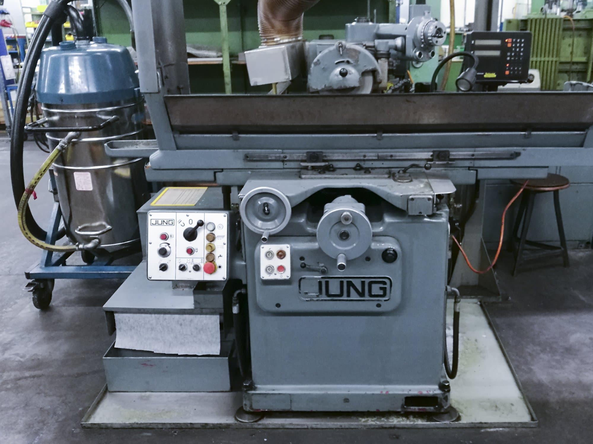 Makine  1 JUNG - Önden görünüm HF 50 RD